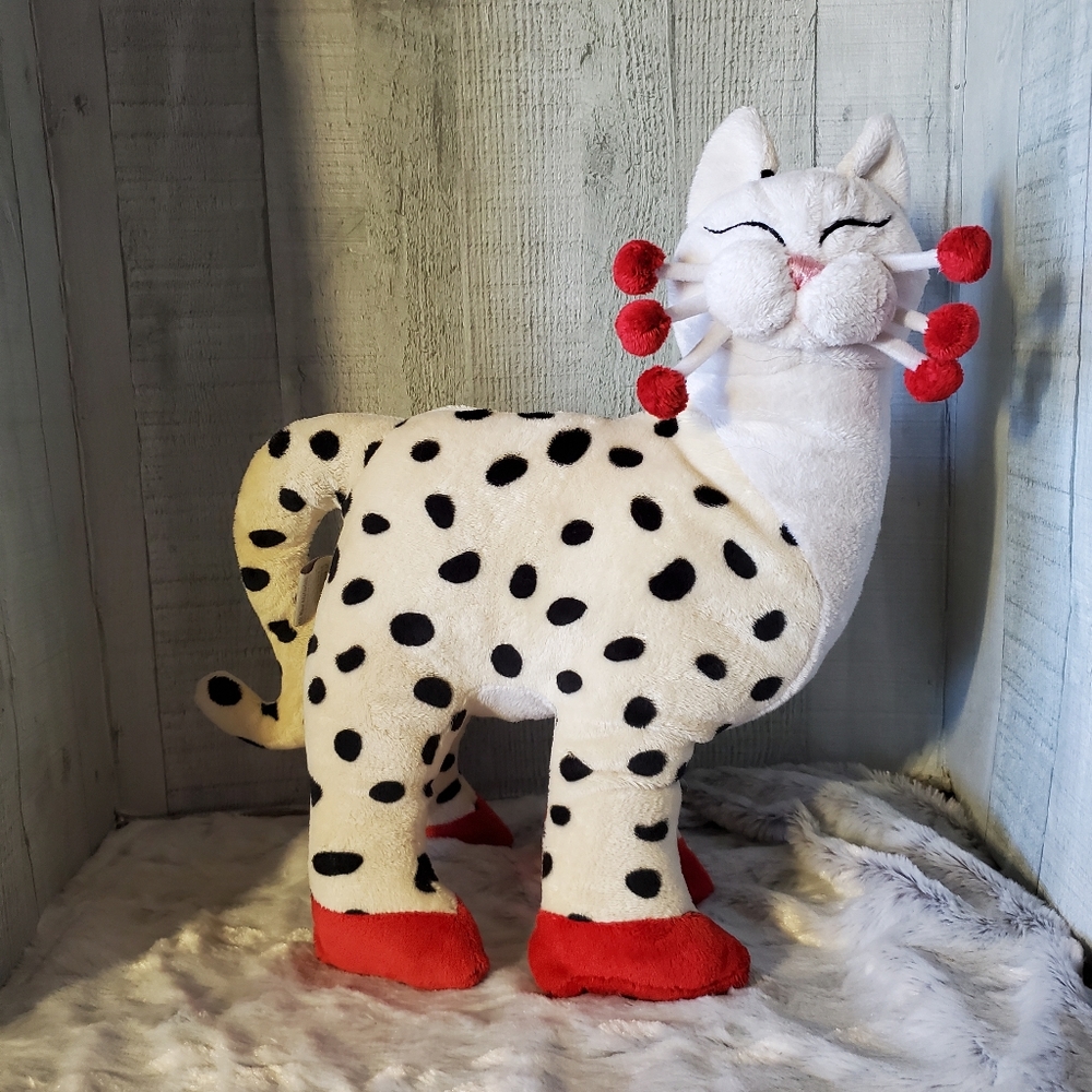 Amy Lacombe WhimsyClay Plush Cat Blanca